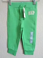 NEW Baby Gap Boys Sweat Pants Logo Fleece in Green SZ 18-24m 18 24 Jeans shorts