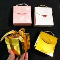 在飛比找蝦皮購物優惠-H#台灣現貨全新金色白色粉紅禮物包裝紙盒包裝紙袋#喜糖糖果包