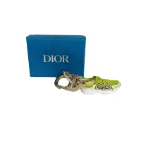 在飛比找Yahoo奇摩購物中心優惠-DIOR CD LOGO標誌性鞋子造型吊飾/鑰匙圈