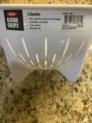 OXO Good Grips Colander, 3 qt Capacity, Plastic