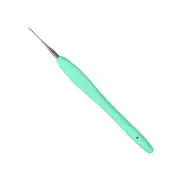 Clover ::Amour Crochet Hook:: No. 8 / 0.90 mm / 5.5 in / 14 cm