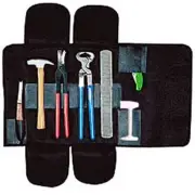 17AI 8 Pcs Hilason Ferrier Kit Clincher Rasp Hammer Knives W/ Carry Tote
