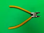 4.5" SIDE CUTTER DIAGONAL WIRE CUTTING PLIERS NIPPERS REPAIR TOOL --- UP 509