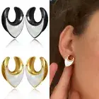 2PCS Saddle Conch Shell Ear Gauges Tunnels Stretcher Piercing Women Body Jewelry