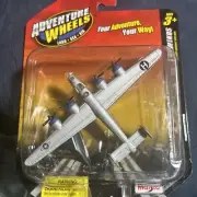 Maisto Tailwinds Adventure Wheels B-24 Liberator Die Cast Vehicle, 2011