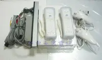 在飛比找Yahoo!奇摩拍賣優惠-任天堂 Wii 主機 已升級改機 (白色) 左右 手把 把手