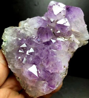 222g Natural Amethyst Beautiful Purple QUARTZ Geode Crystal Cluster T252