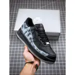 AF1 SKELETON 'BLACK ON BLACK 皮革萬聖節黑腳趾黑骨低筒板鞋男女同款黑色BQ7541-001