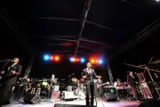 Singer Raphael Saadiq performs at day 2 of the 2009 Bumbershoot Mu- Old Photo 2