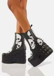 [Lamoda] Storms Platform Wedges