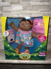 CABBAGE PATCH KIDS ANNETTE GENESIS SOFT SCULP DOLL APRIL 29TH