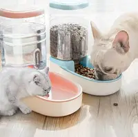 在飛比找樂天市場購物網優惠-狗狗飲水器寵物自動喂食器貓咪喝水器掛式水盆神器
