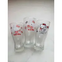 在飛比找蝦皮購物優惠-Hello Kitty 40週年 經典玻璃曲線杯 小熊紀念杯