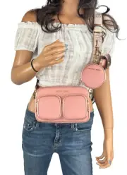 MICHAEL KORS JET SET ITEM MEDIUM CROSSBODY BAG WITH TECH ATTACHED PRIMROSE