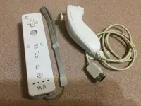 在飛比找Yahoo!奇摩拍賣優惠-_特價專案_任天堂 Wii 二手原廠手把/搖桿/控制器白色控