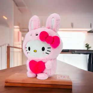 【HELLO KITTY】12吋粉兔抱心KITTY 30公分(凱蒂貓HELLO KITTY絨毛娃娃玩偶 2412062)