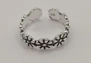 Sterling Silver Toe Ring. Daisy Flower Ring Design. Adjustable Size. 925 Silver