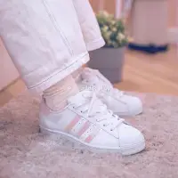 在飛比找蝦皮購物優惠-adidas ORIGINALS SUPERSTAR J 白