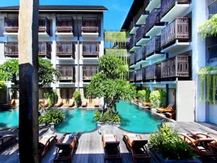 綠洲潟湖沙努爾飯店The Oasis Lagoon Sanur