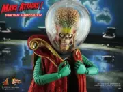 MARS ATTACKS~MARTIAN AMBASSADOR~SIXTH SCALE FIGURE~MMS108~HOT TOYS~2009~MIBS