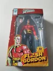 NECA KING FEATURES #2 FLASH GORDON KING OF THE IMPOSSIBLE ACTION FIGURE BNIP