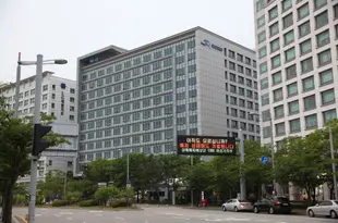 朗博王旅館Numberone Residence