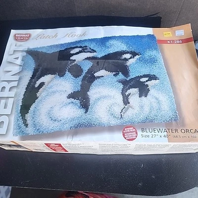Vtg 80s Latch Hook KIT Blue Water Orca Whale Ocean Wave 40x27 IN BOX NO HOOKER