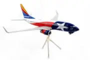 GEMINI 200 (G2SWA1009) SOUTHWEST "LONESTAR" 737-700 1:200 SCALE DIECAST MODEL