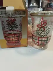Fifth Avenue Crystal 6" Mistletoe Hurricane Tealight Burner