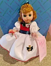 Madame Alexander Doll - Holly - 8 Inch - W/T With Box - Made for Belk's
