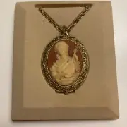 VINTAGE CAMEO CORDAY LOVE SONG TOUJOURS MOI SOLID PERFUME LOCKET NECKLACE