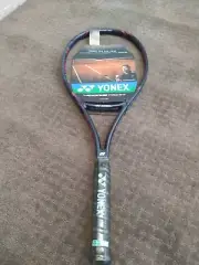 Yonex Vcore Pro 97 NEW-Grip 4 or 4 1/2-310g