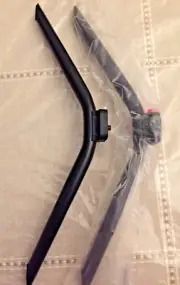 VIZIO V755-J04 STAND / LEGS WITHOUT SCREWS