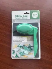 Pillow Box Punch Board New DIY Crafters Tool Paper We R Memory Keepers NEW
