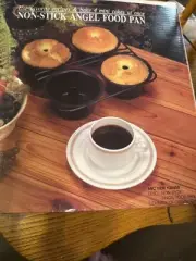 Non-Stick Angel Food Pan Bake Makes 4 Mini Cakes