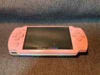 在飛比找Yahoo!奇摩拍賣優惠-PSP MP5 4X 無法使用 當零件機出售