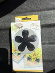 EK tools Retro Flower Punch Large New Unopened Package