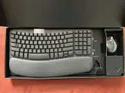 Logitech Wave Keys MK670 Combo, Wireless Keyboard w/ Mouse- Graphite