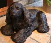 Cocker Spaniel pet cremation urn for dogs