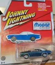 johnny lightning 1970 dodge challenger new on card 2005