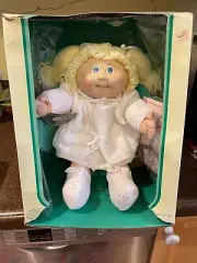 MIB Cabbage Patch Kids Rare IC Lemon Ponytails Romper Sweater Doll