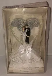 Vintage LILLIAN ROSE White Cake Topper Pearls Bride Groom Couple 25th Heart NEW