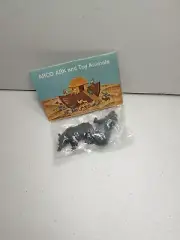 VINTAGE Unopened in Package ARCO " RHINO " NOAHS ARK ANIMALS RHINOS ¿