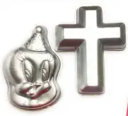 New Wilton Tweety Bird Cake Pan/ Cross Cake Pan 2105-3205 head w/ hat