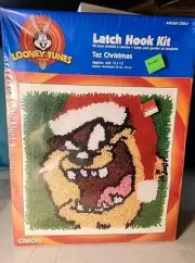 1997 SEALED Caron TAZ CHRISTMAS Latch Hook Kit Looney Tunes Vtg W/Taz Key Chain