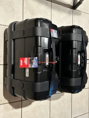 GIVI TRK33B (Pair) Trekker Side Cases