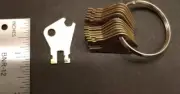 lot of 14 Universal Flat Steel Skeleton Paper Towel Toilet Tissue Dispenser Keys