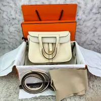 在飛比找PopChill優惠-[二手] 愛馬仕 Hermes Halzan 25 Bag 