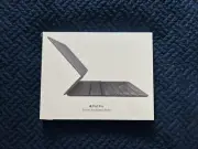Apple iPad Pro Smart Folio Keyboard (3rd Generation) 12.9- French Canadian
