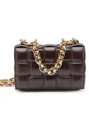 Bottega Veneta Chain Cassette in Fondant
